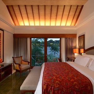 Suite met een Slaapkamer en een King Size Bed